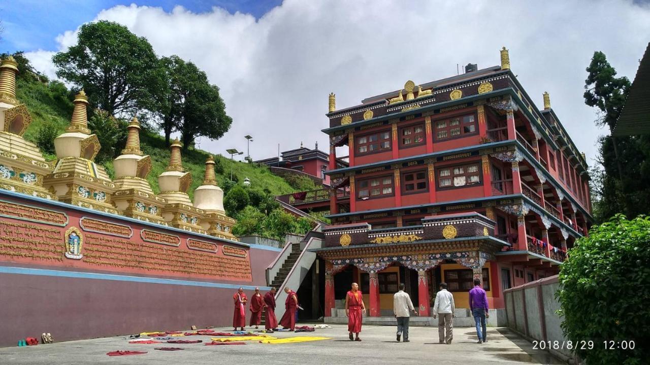Tibet Homestay Rishop Extérieur photo