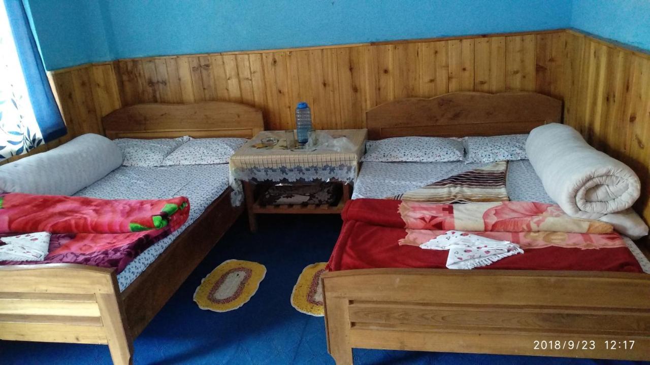 Tibet Homestay Rishop Extérieur photo