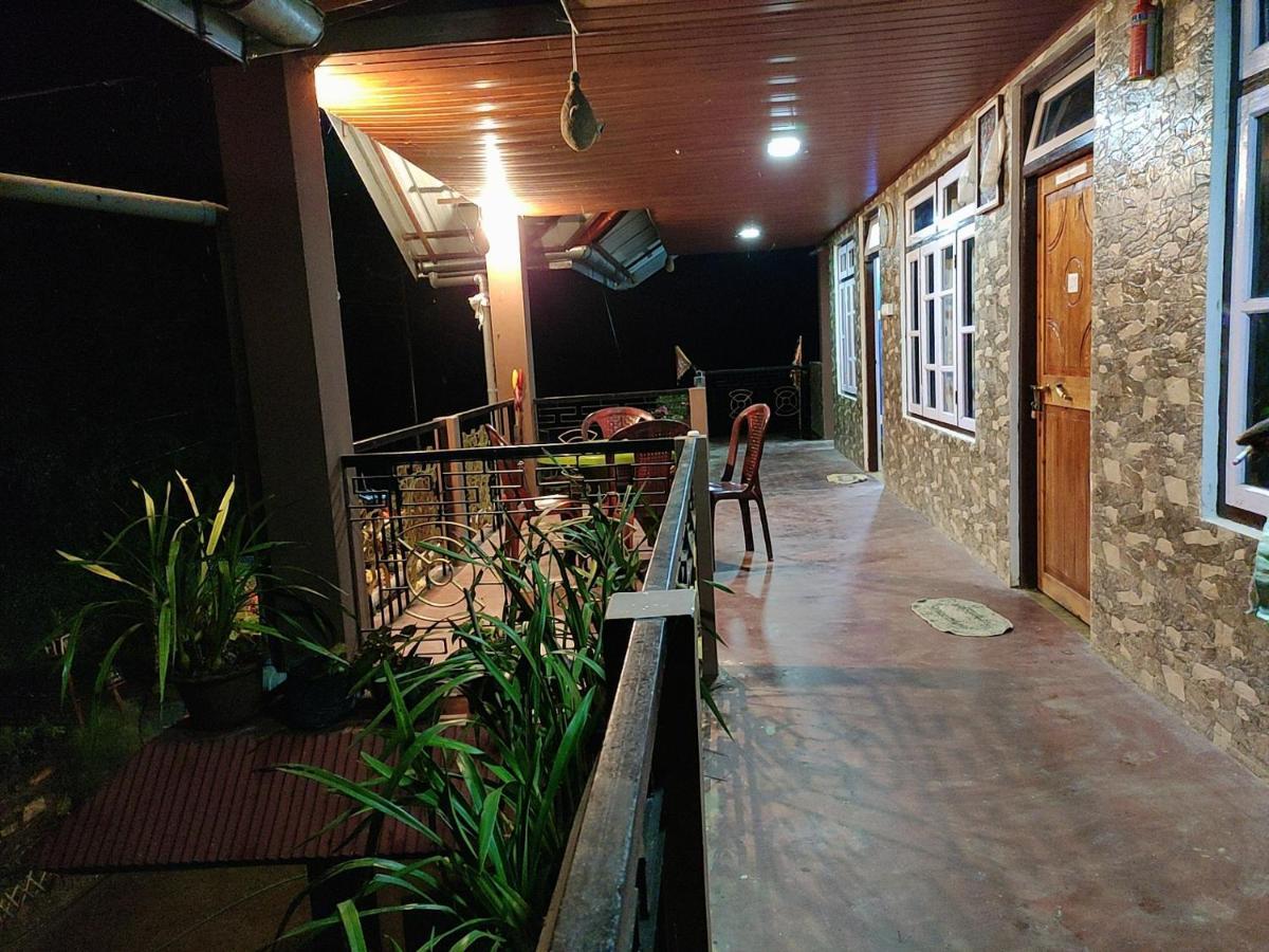 Tibet Homestay Rishop Extérieur photo